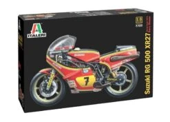 Italeri 4644 Suzuki RG 500 XR27 Barry Sheene Model Kit 1:9 Scale
