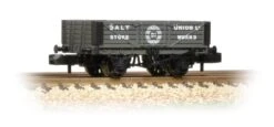 Graham Farish 377-059 5 Plank Wagon With Wooden Floor 'Salt Union' N Gauge