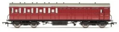 Hornby R4522C BR, 51' Gresley Non-Vestibuled Suburban Brake Third, E86109E- Era 5
