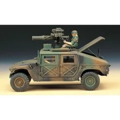 Academy 13250 M996 Hummer Model Kit 1:35 Scale -Model World Shop 3528980224